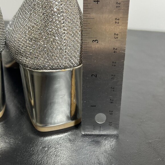 Bandolino Ora Women’s Dress Shiny Heels Pump silver bedazzled size 8.5M - Picture 11 of 11